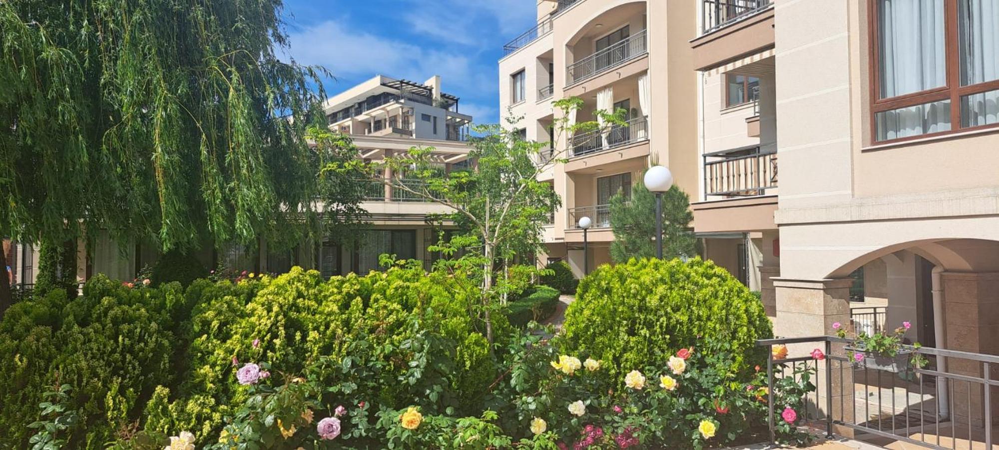 Patrick'S Apartments - Sorrento Sole Mare, Свети-Влас Экстерьер фото
