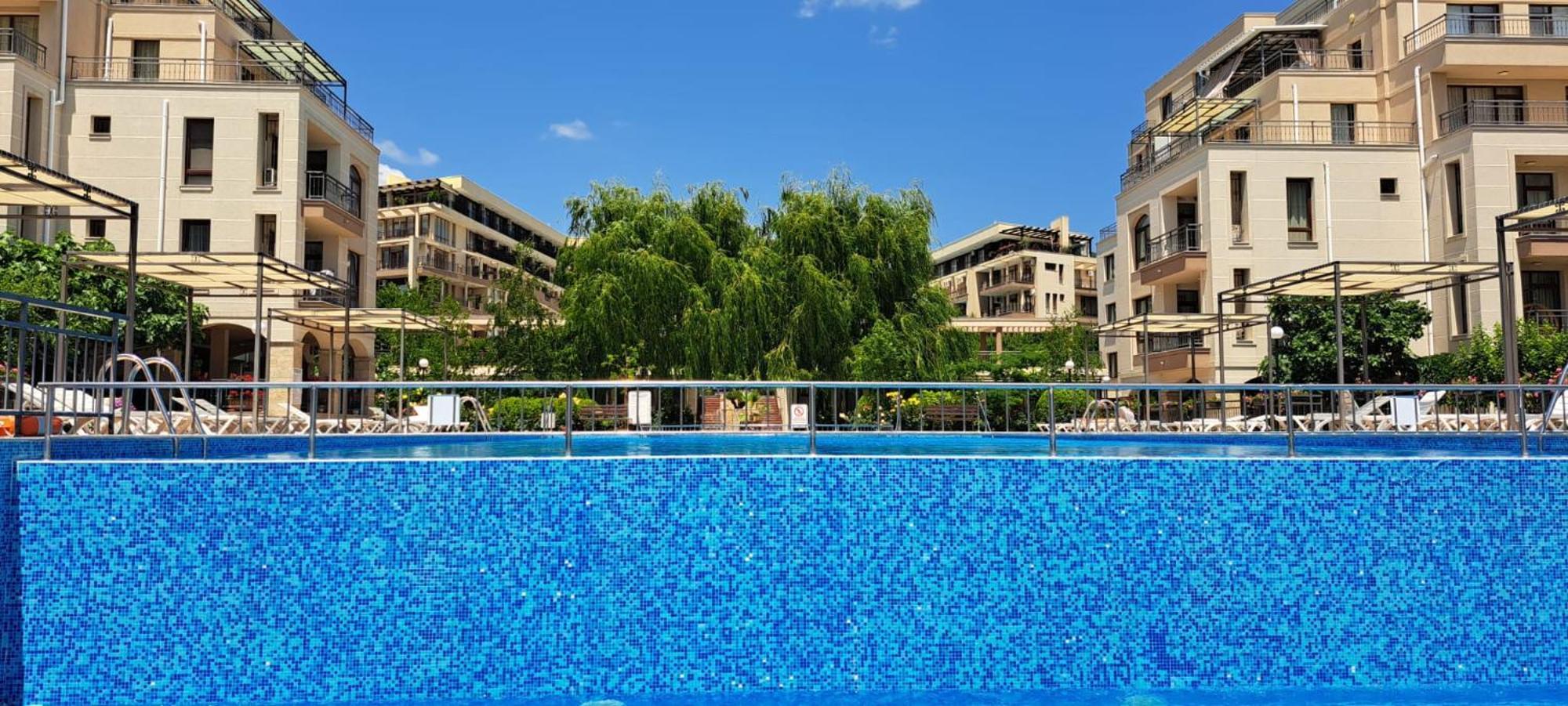 Patrick'S Apartments - Sorrento Sole Mare, Свети-Влас Экстерьер фото