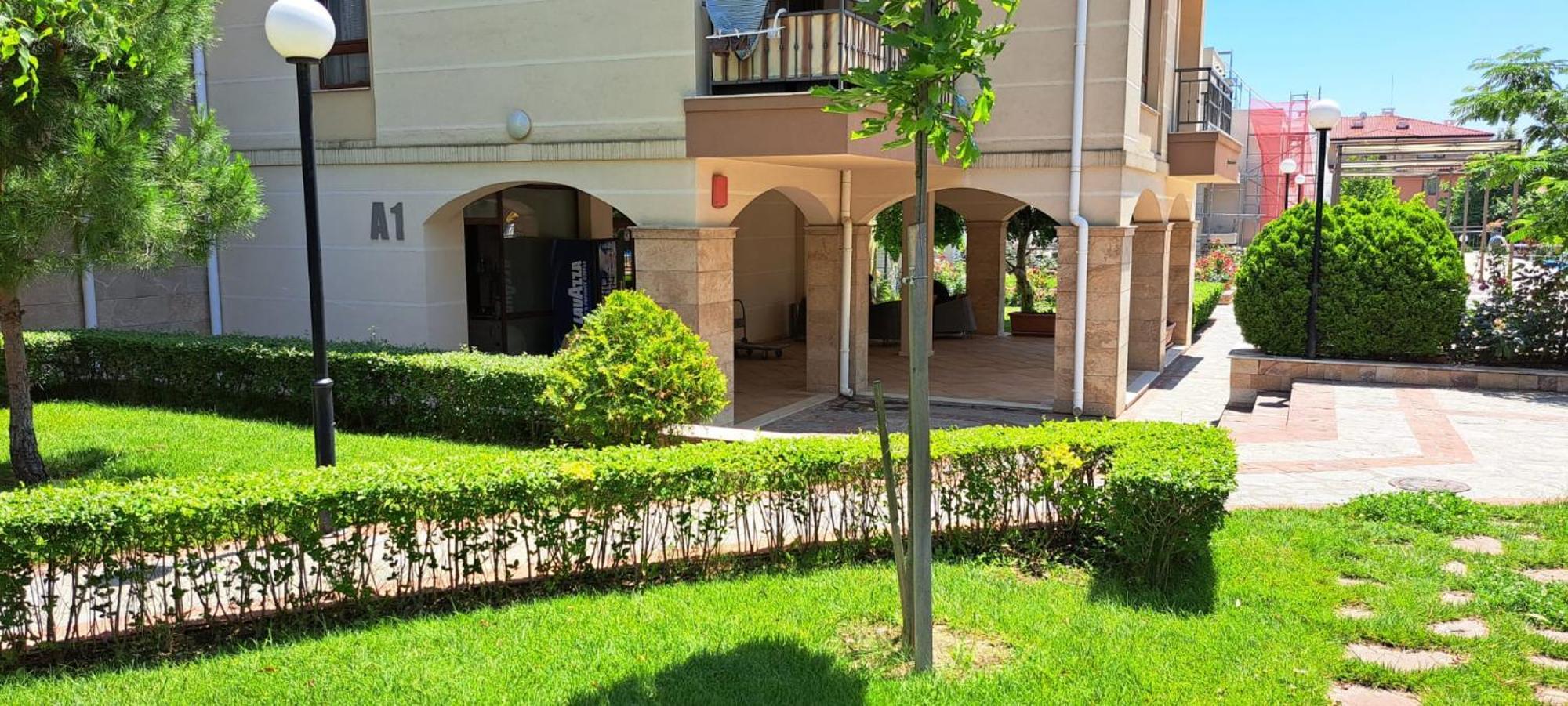 Patrick'S Apartments - Sorrento Sole Mare, Свети-Влас Экстерьер фото